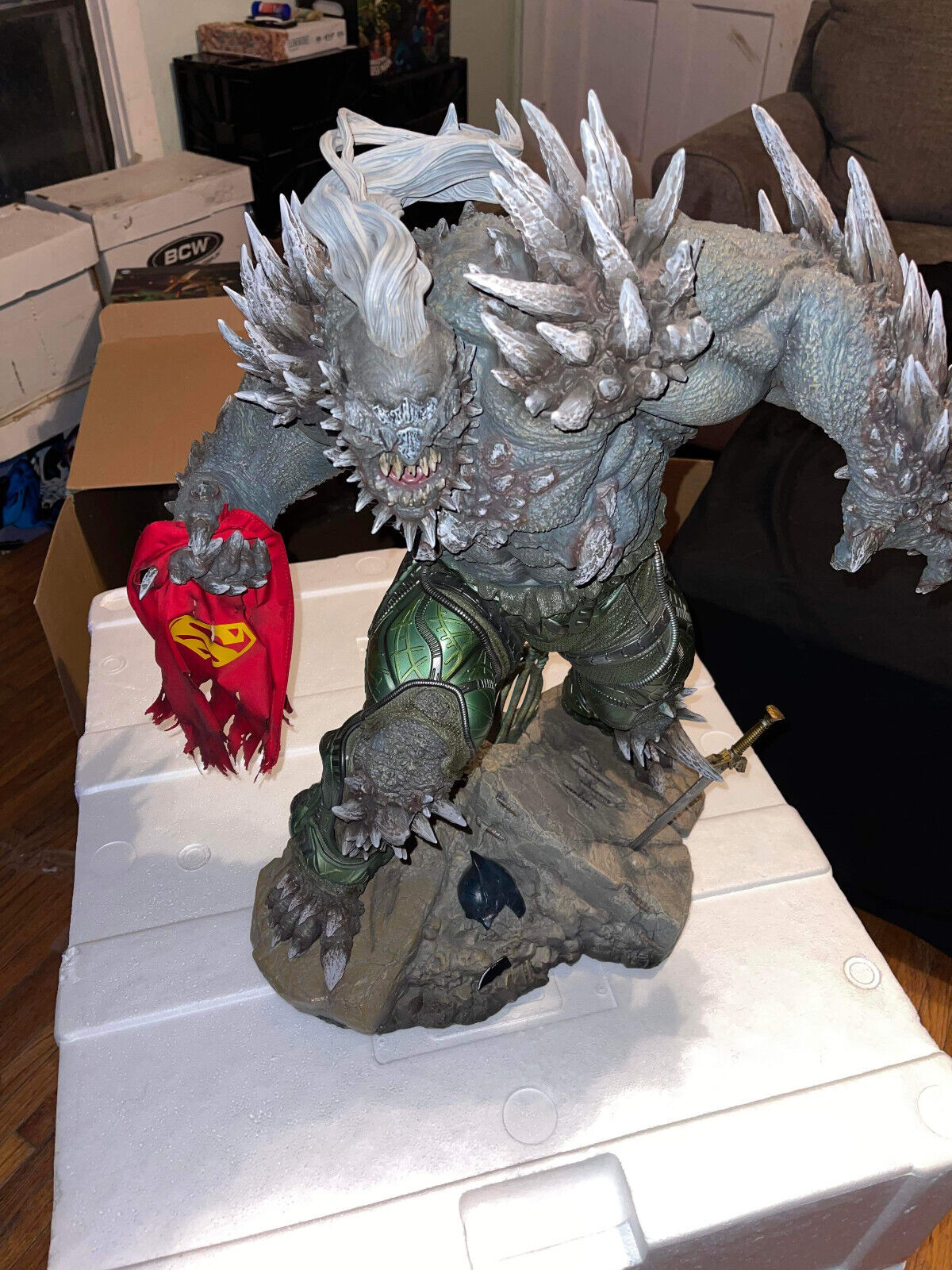 Doomsday DC Comics aquette Sideshow Collectible Statue