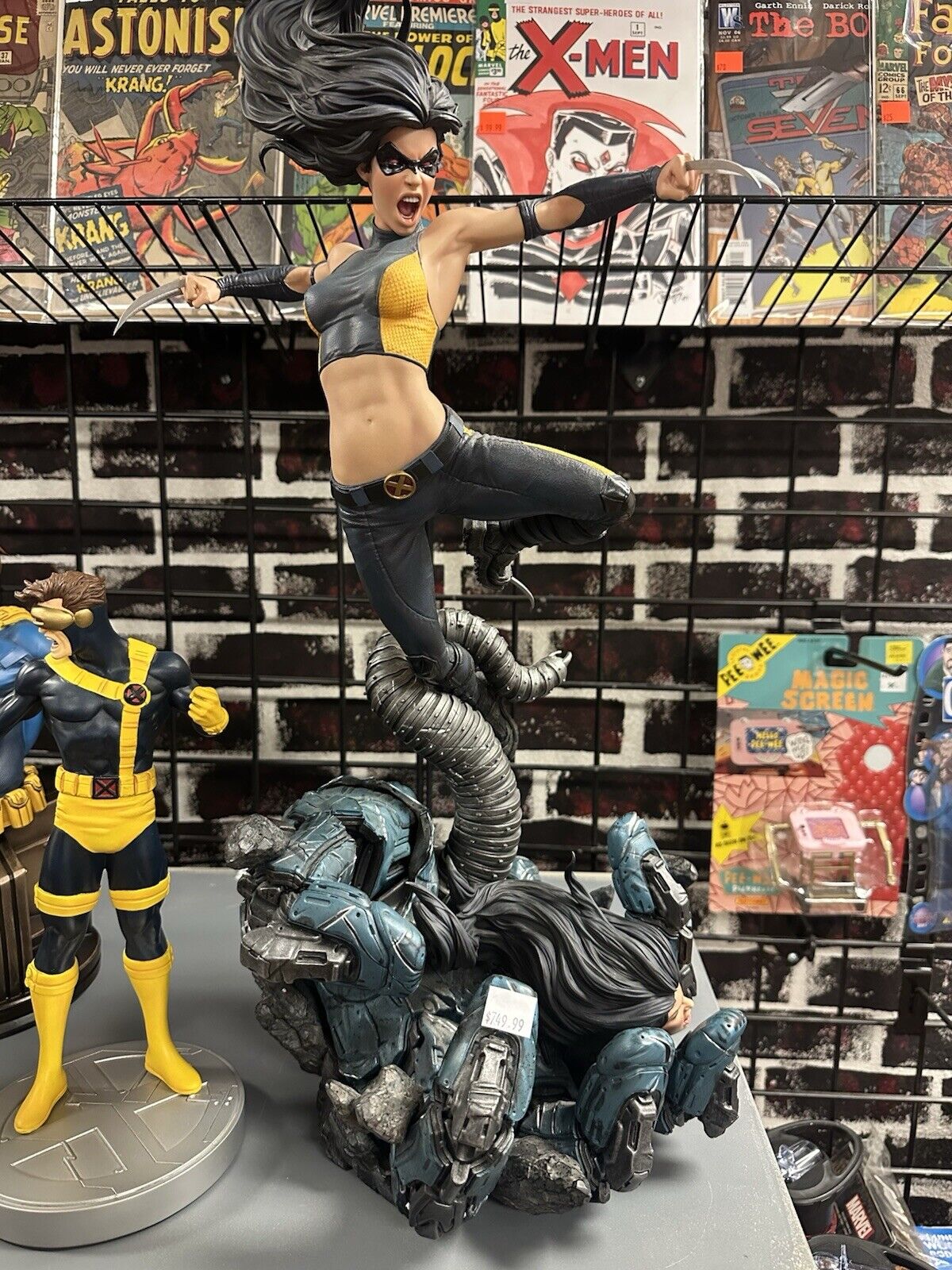 X-23 Sideshow Exclusive Statue Premium Format Figure Marvel bonus head