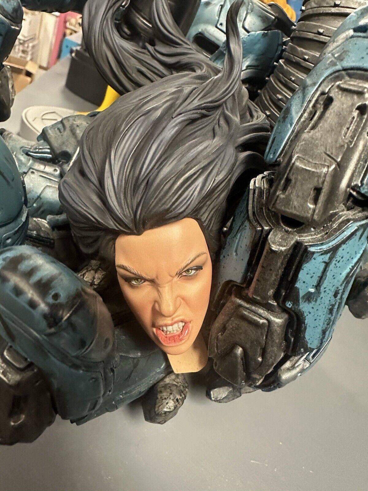 X-23 Sideshow Exclusive Statue Premium Format Figure Marvel bonus head