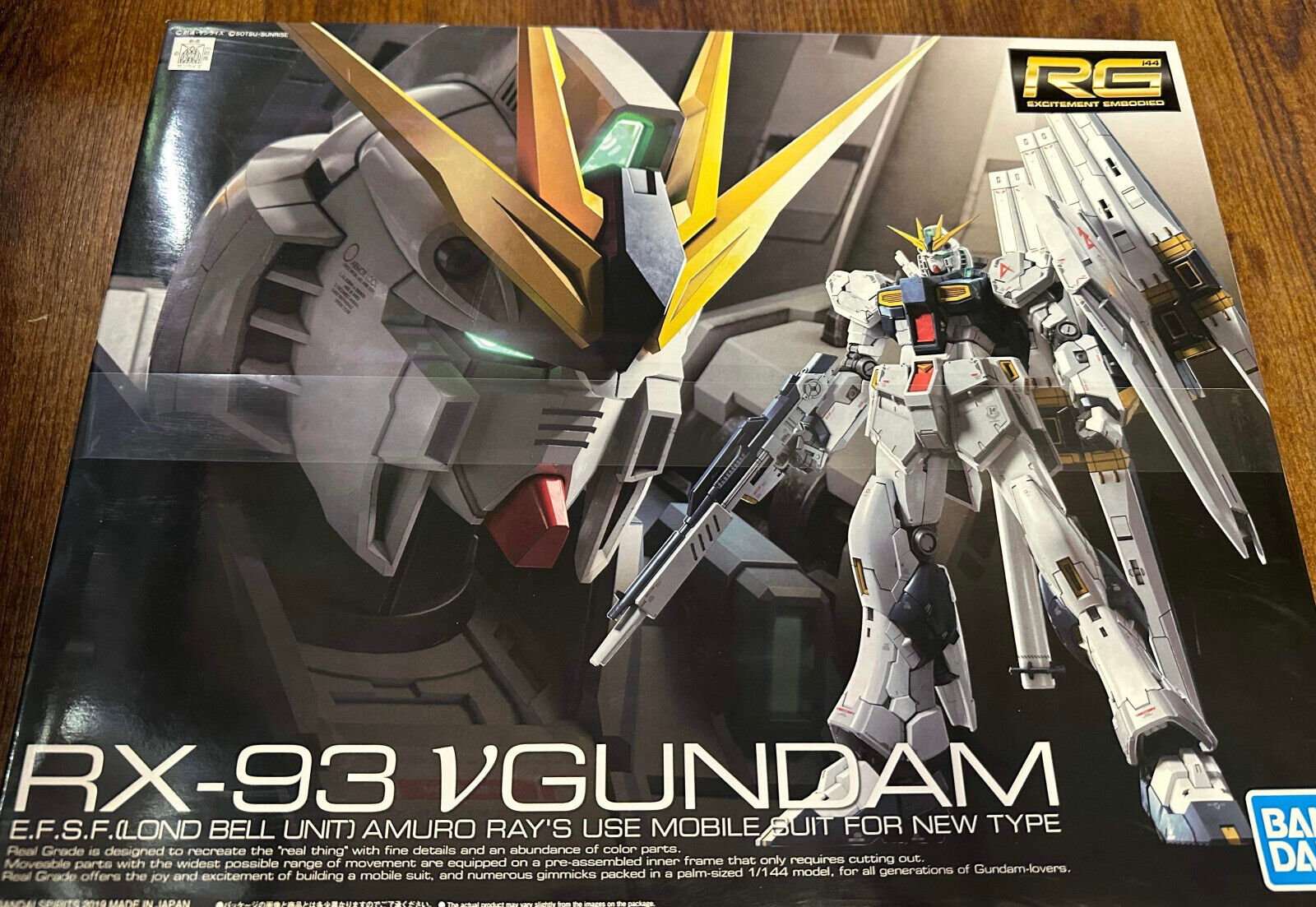RG RX-93 VGundam Nu Gundam 1:144 Bandai model kit