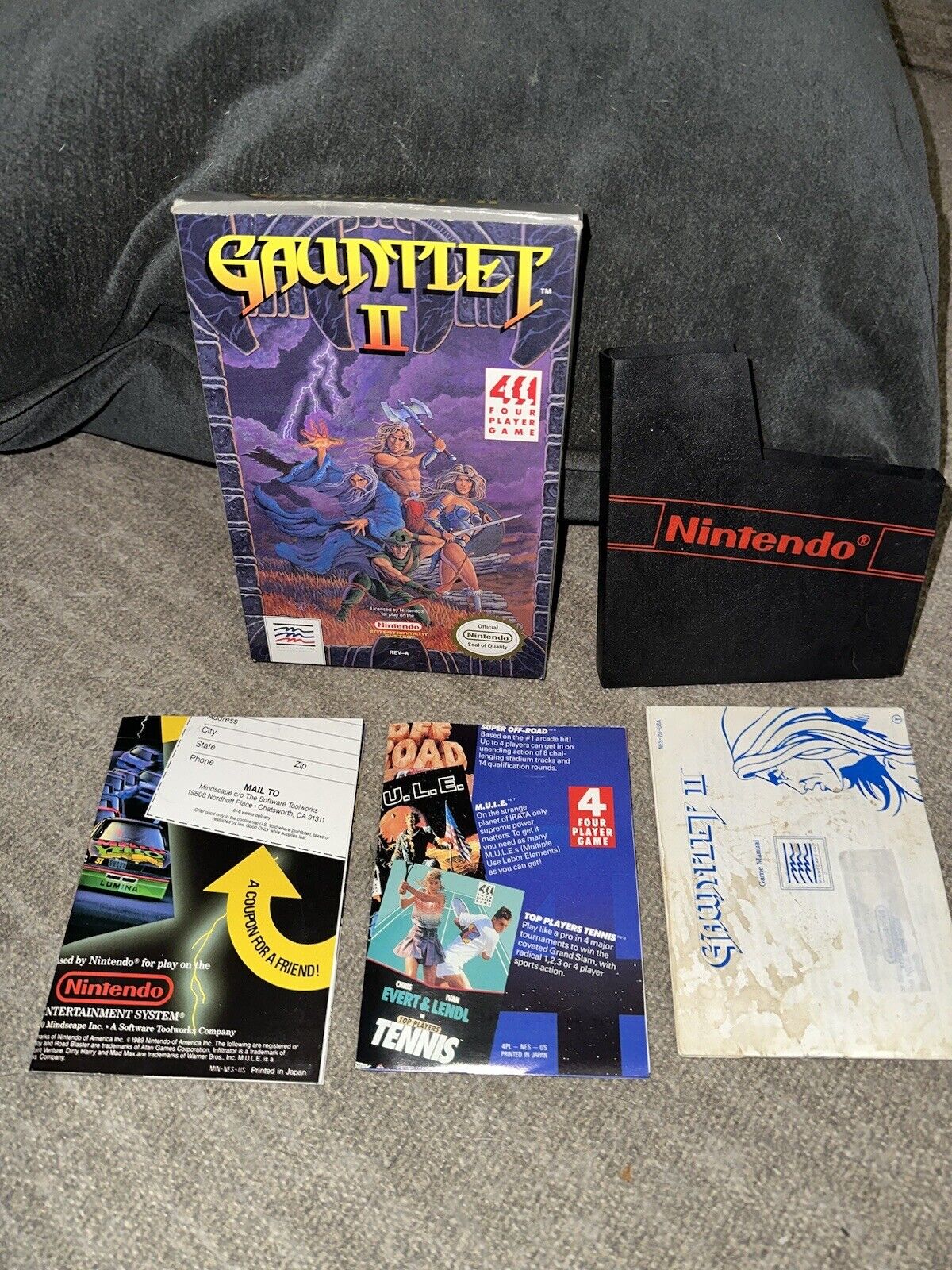 1990 NINTENDO NES GAUNTLET 2 II NICE BOX & CONTENTS