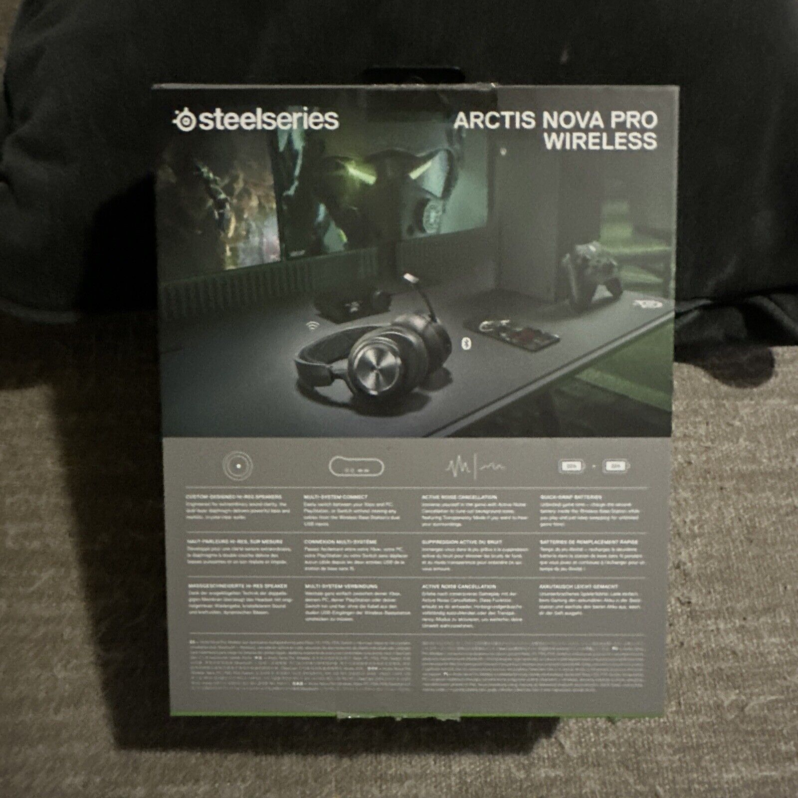 New! SteelSeries ARCTIS NOVA PRO WIRELESS GAMING HEADSET - XBOX X/S, Pc Ps5