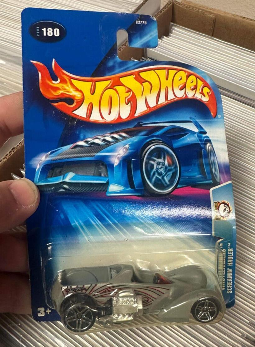 Hot Wheels Wastelanders Screamin Hauler 180 #H12