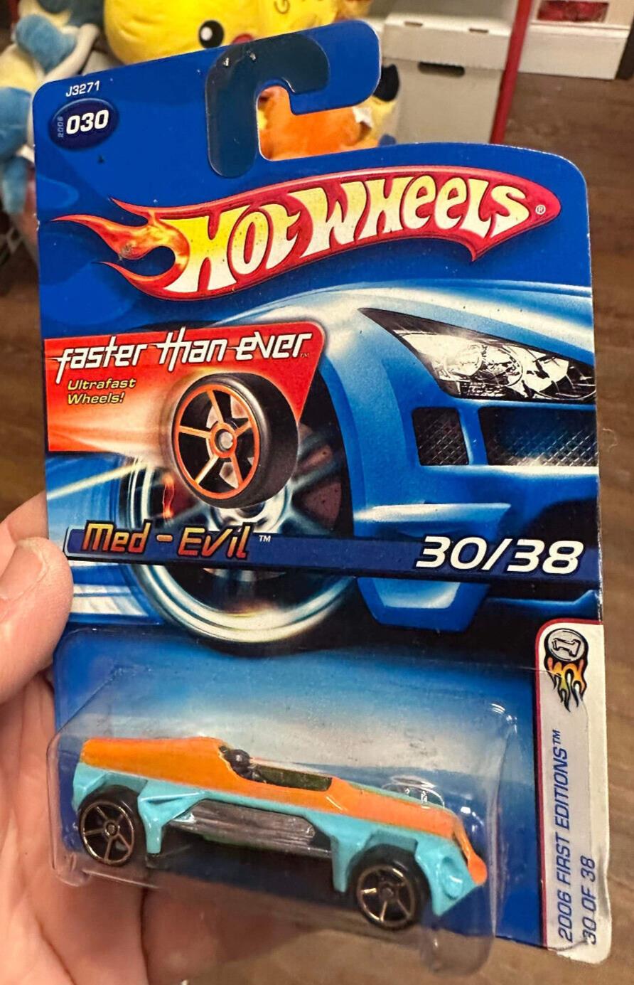 Hot Wheels 2006 First Editions Med-Evil FTE New 30/38