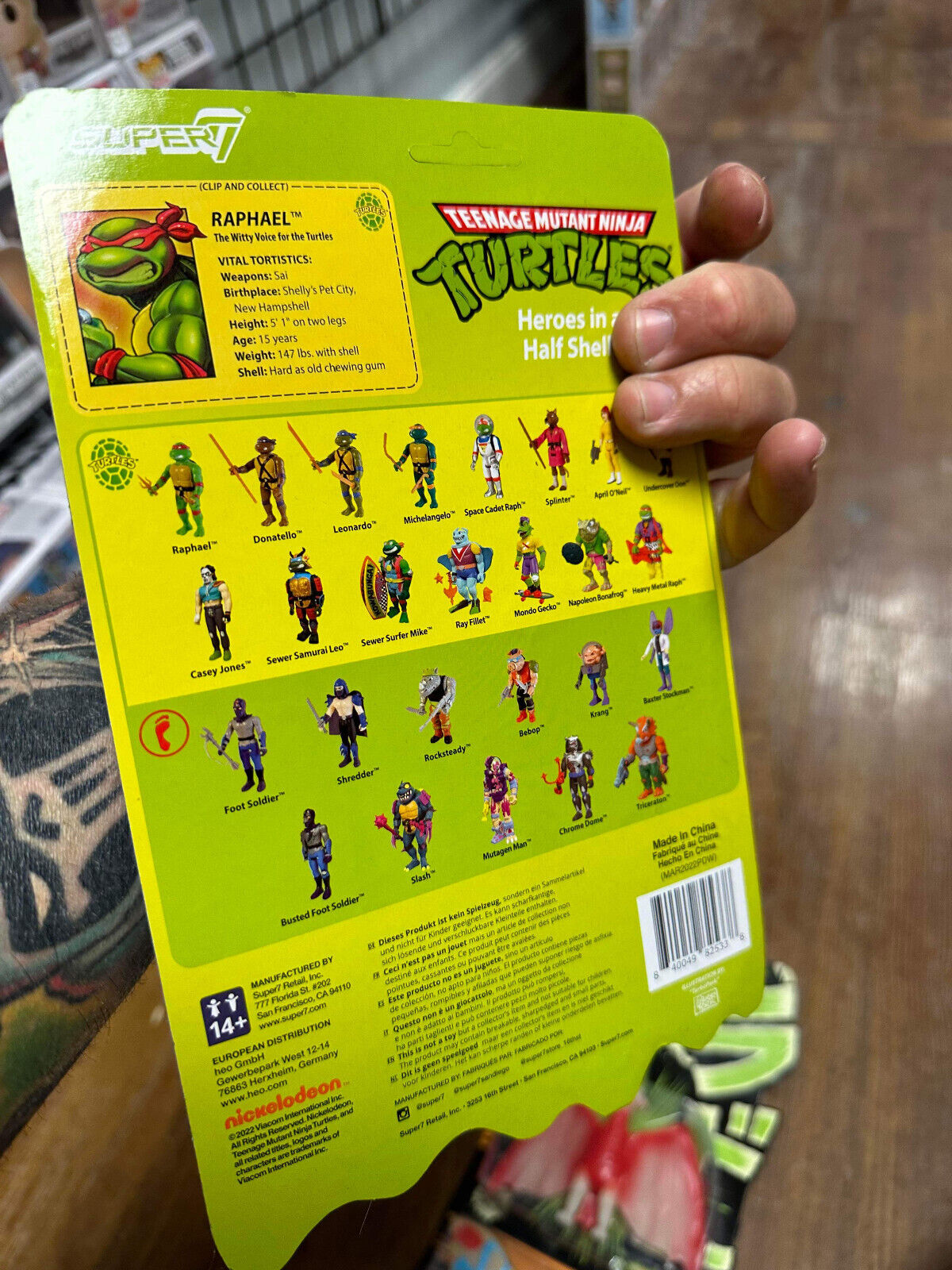 Super7 Teenage Mutant Ninja Turtles Mutagen Ooze Raphael Reaction Figure