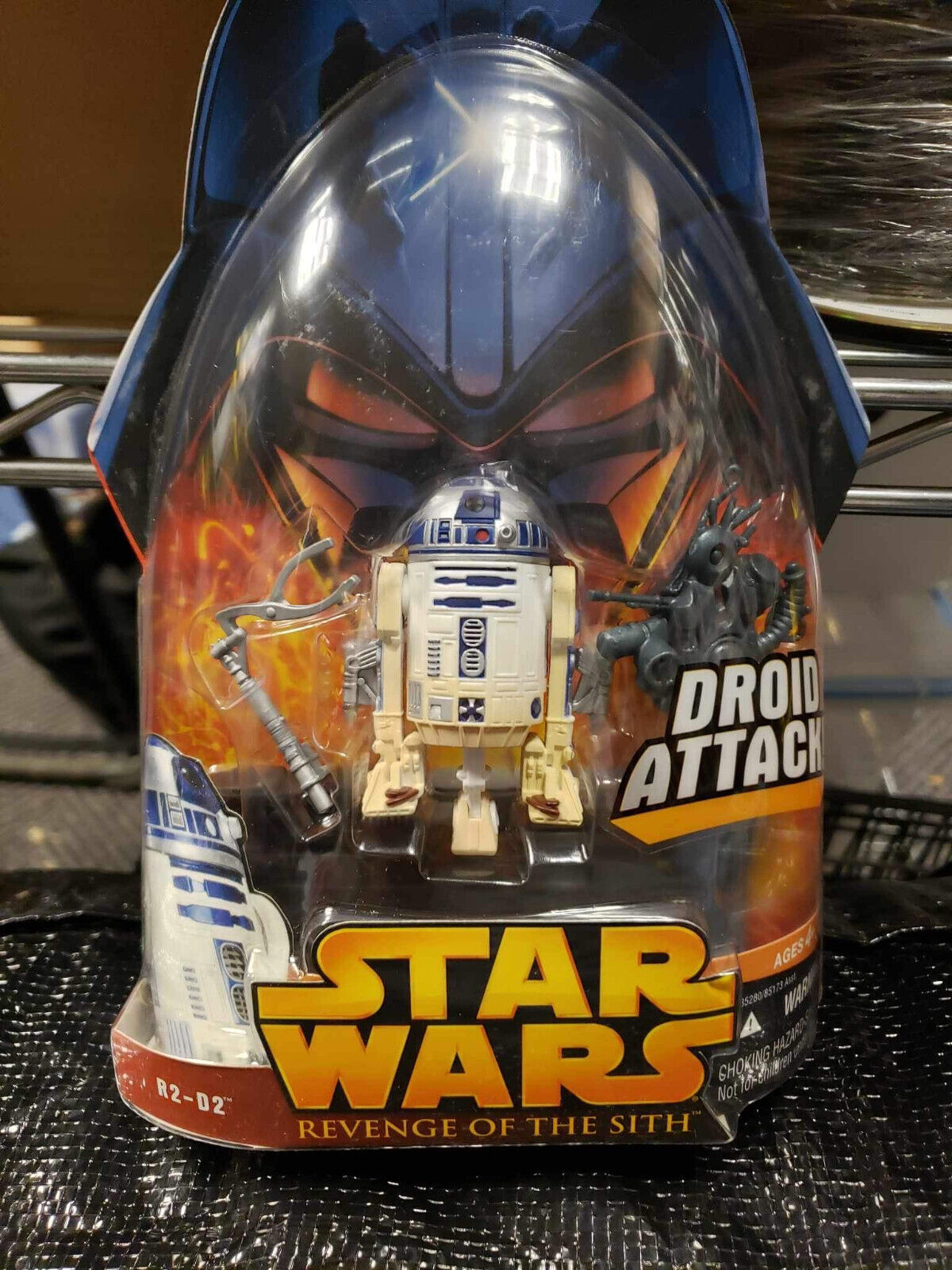 Star Wars 2005 Hasbro Action Figure R2-D2 Droid Attack Revenge of the Sith