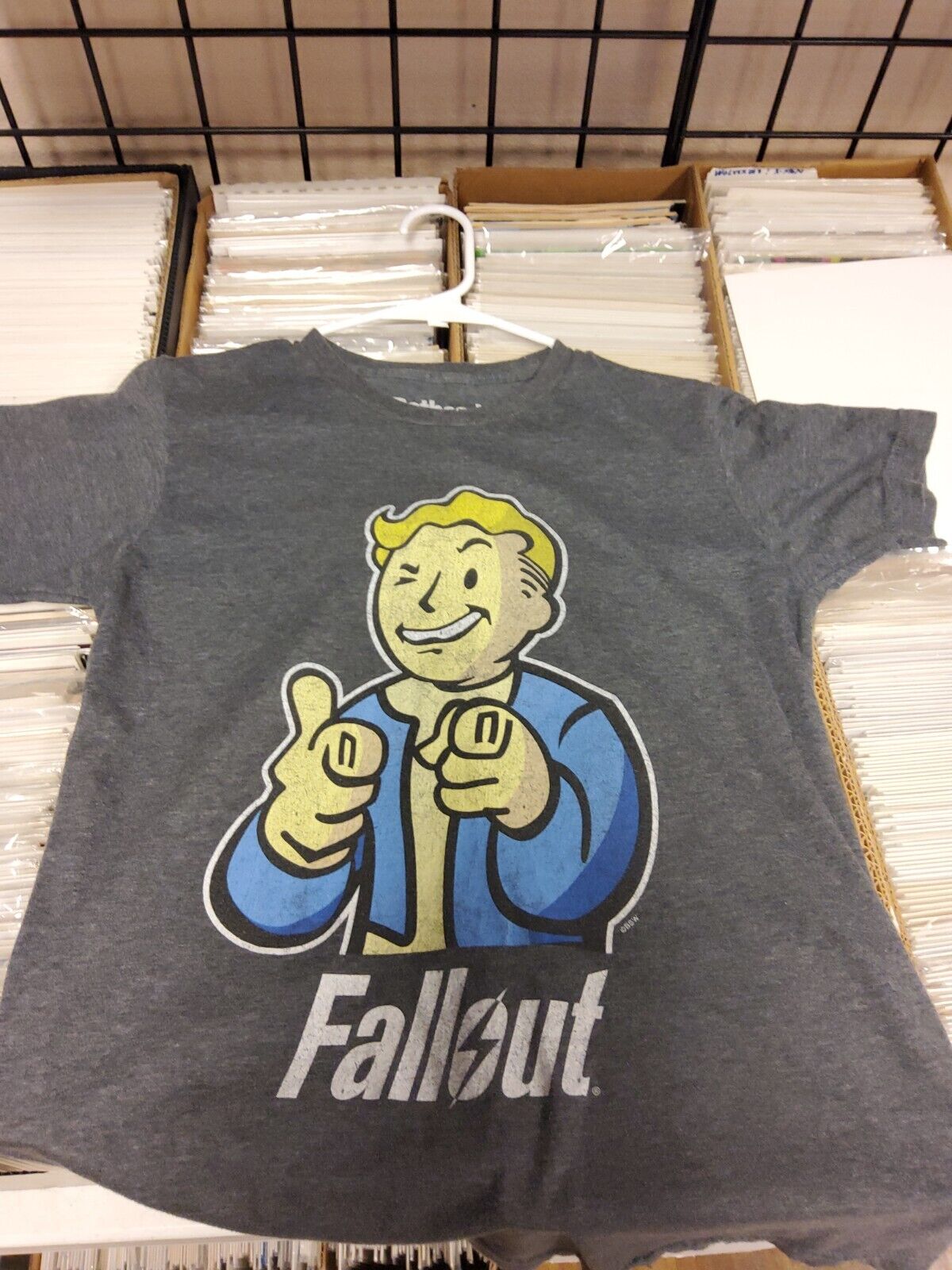 Fallout Vault Boy Officially Licensed Men's tee shirt size Small