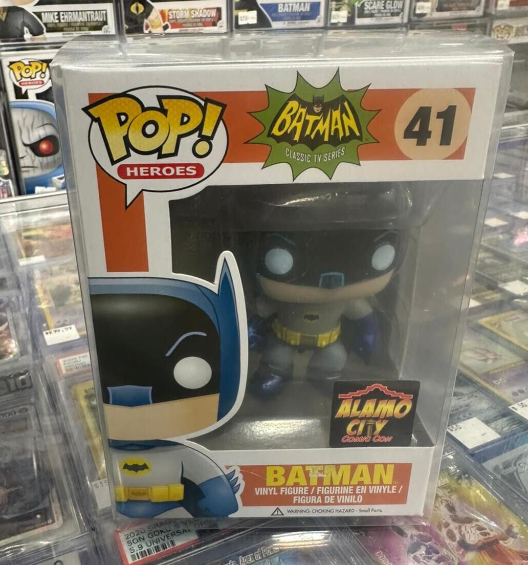 Funko Pop! Heroes: Batman (Alamo City Exclusive) w Protector
