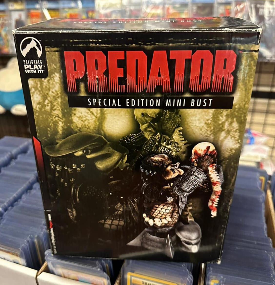 2005 Predator Special Edition Mini Bust palisades toys limited edition