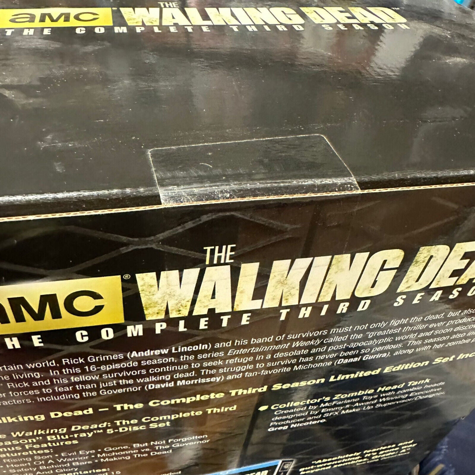 The Walking Dead: The Complete Third Season Limited Edition Blu Ray Set, NEW