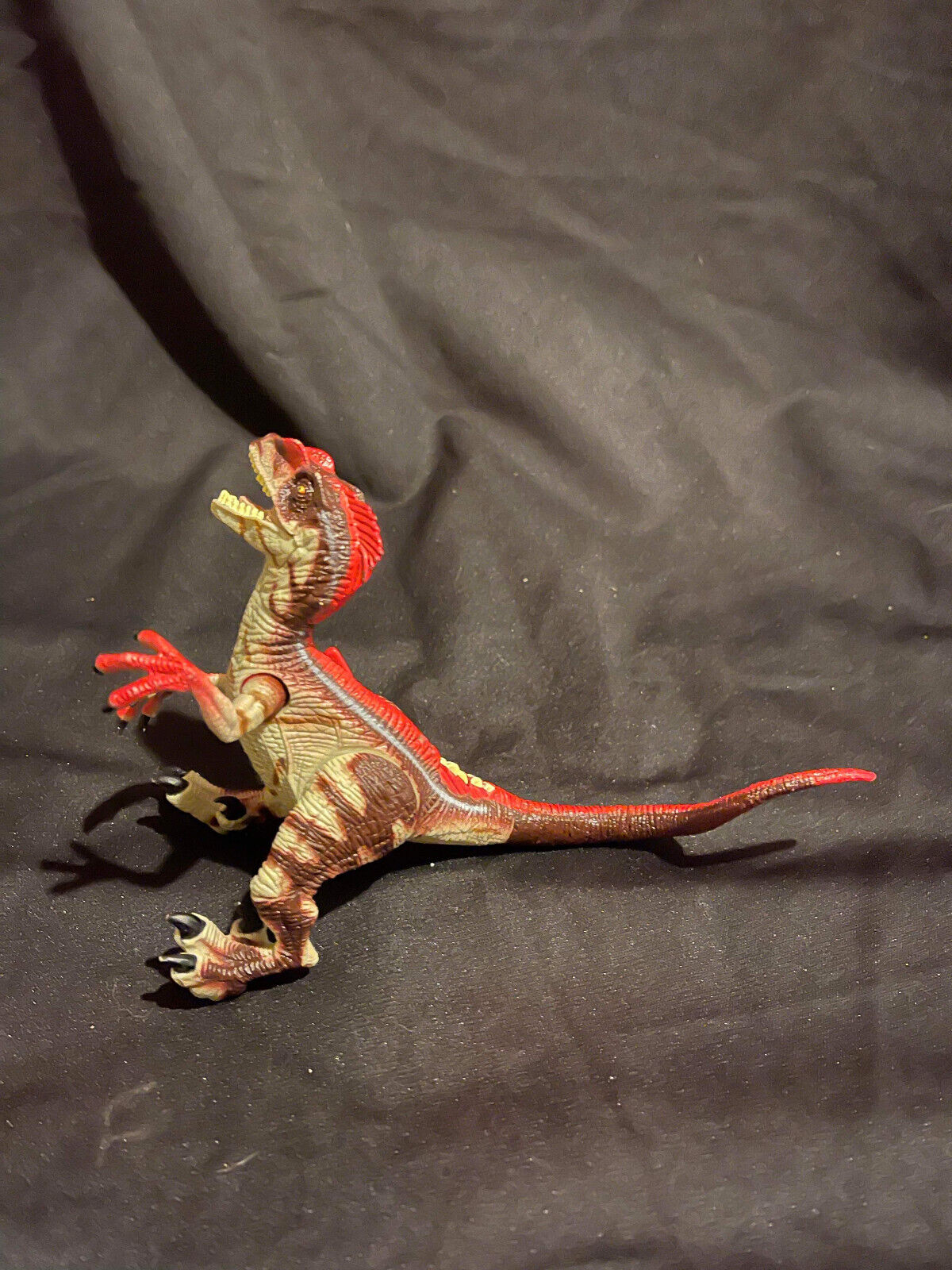 Hasbro velociraptor shops