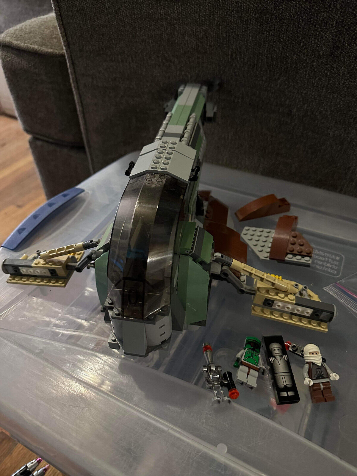LEGO Star Wars: Slave I (6209)  incomplete w Minifigures